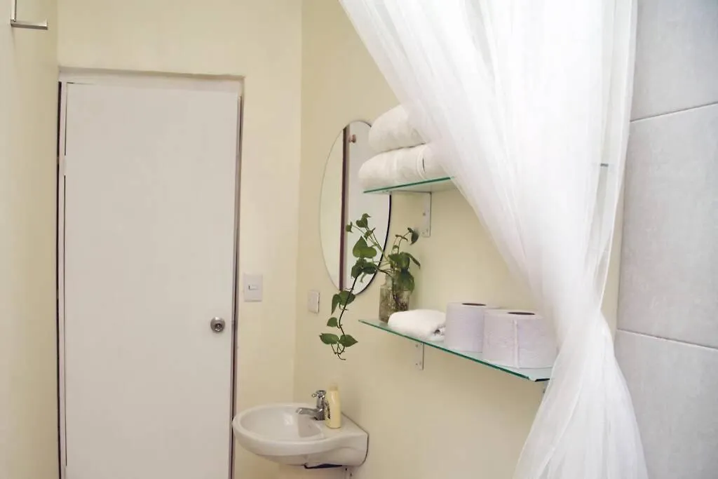 Дом отдыха Great Location ! 4 Bedroom Home In The Heart Of Картахена