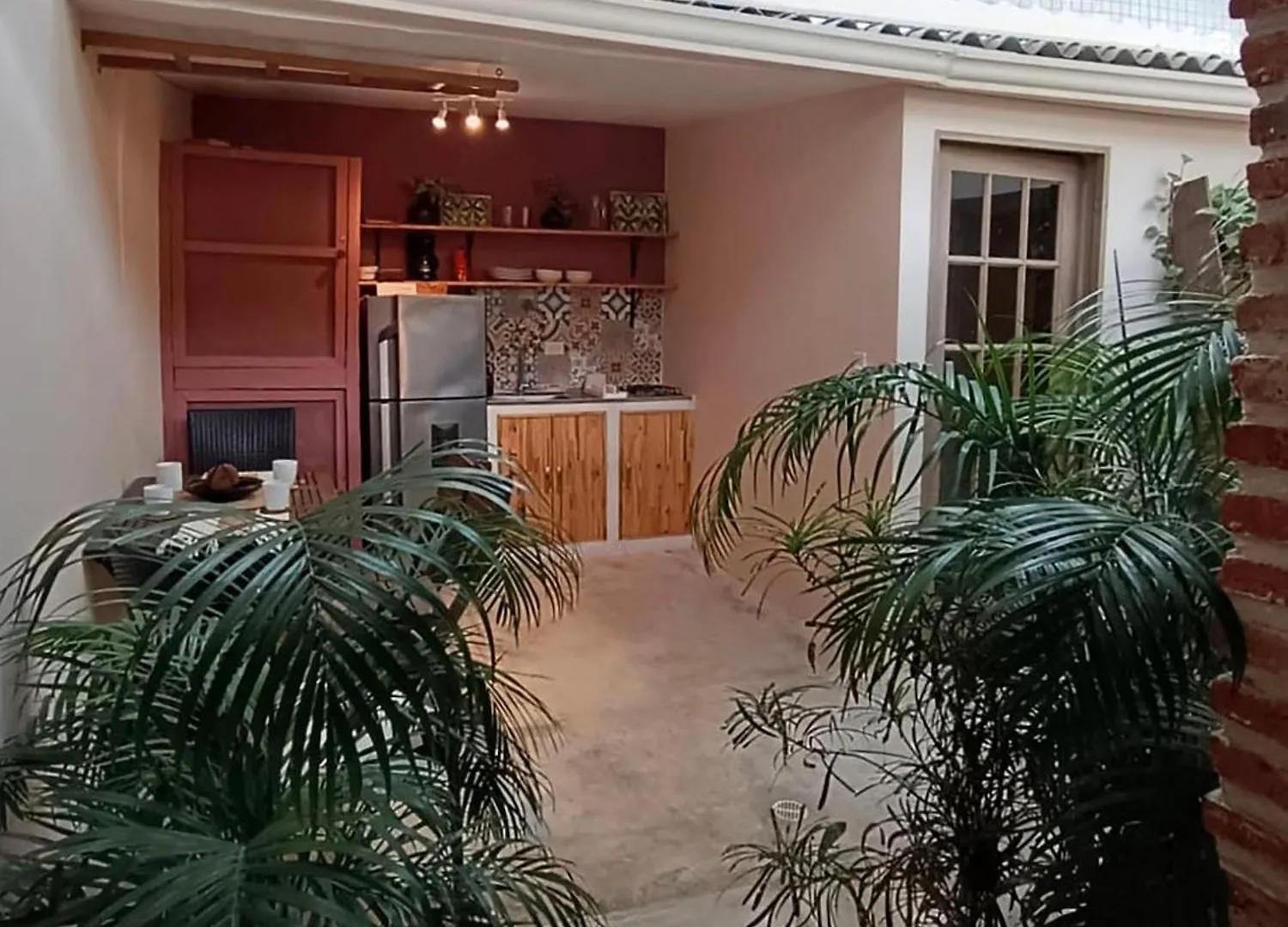 Great Location ! 4 Bedroom Home In The Heart Of Cartagena